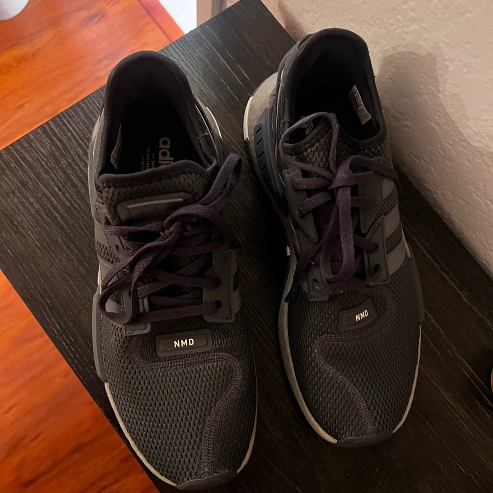 Adidas MND Men's Dark Gray Sneakers size 8 - Picture 4 of 7
